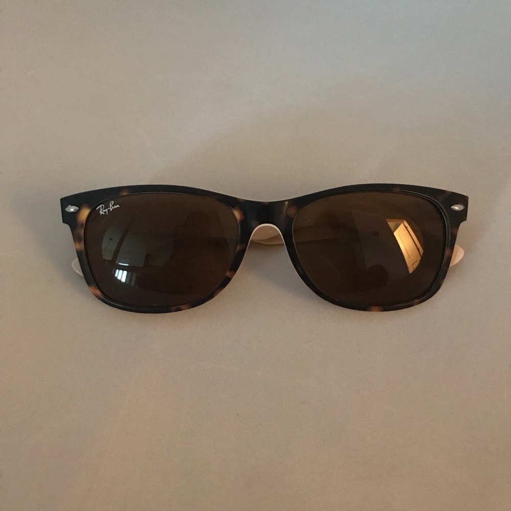 Ray-Ban Wayfarer Sunglasses
